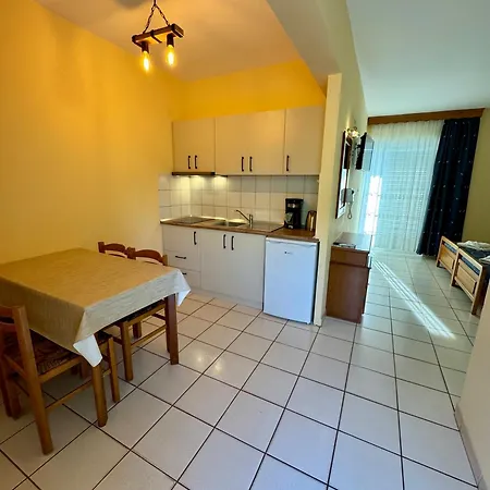 מלון דירות Aneton