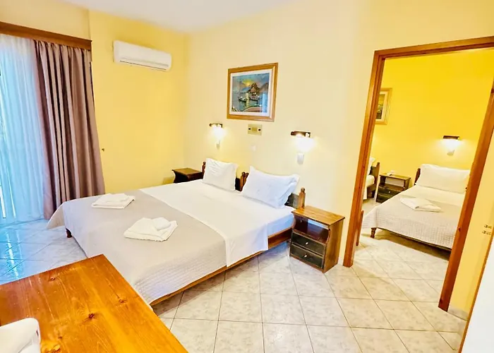 Aneton מלון דירות 2*