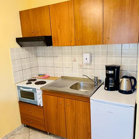 Apart-hotel Aneton 2*