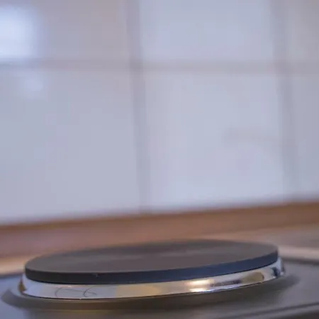 Aneton מלון דירות 2*