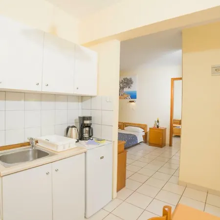 מלון דירות Aneton כריסי אמודיה